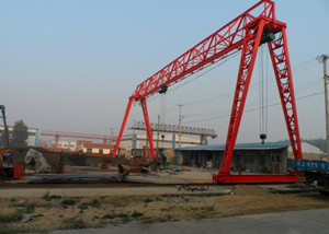 工程用门式起重机